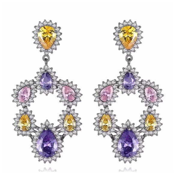 Jewelry - Swarovski Crystals The Carys  Earrings
